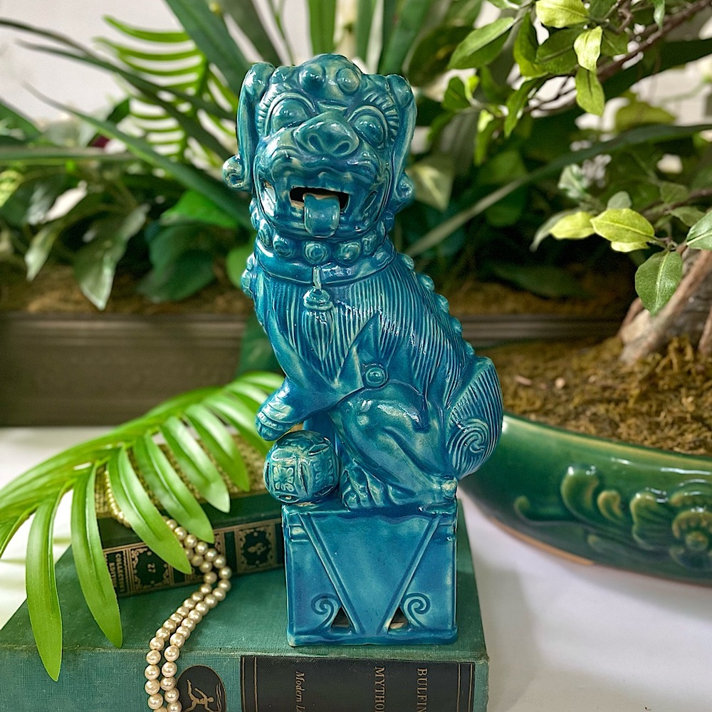 FOO Dog Statue 9 1/2", Turquoise Chinese Good Fortune Figure, Home Decor Vintage